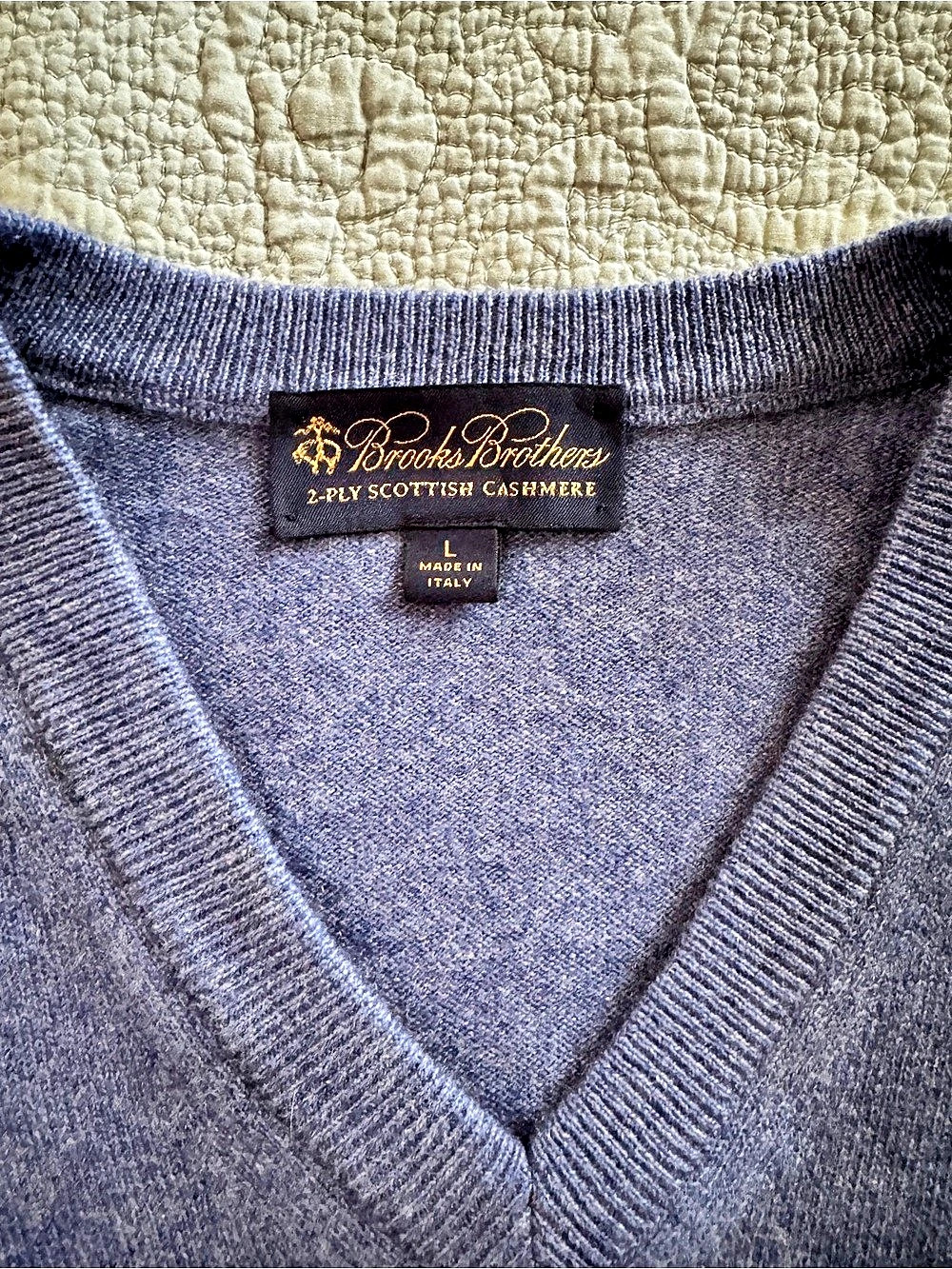 Brooks Brothers 2-Ply Scottish Cashmere V-Neck Cashmere Sweater in Blue - Picture 2 of 5